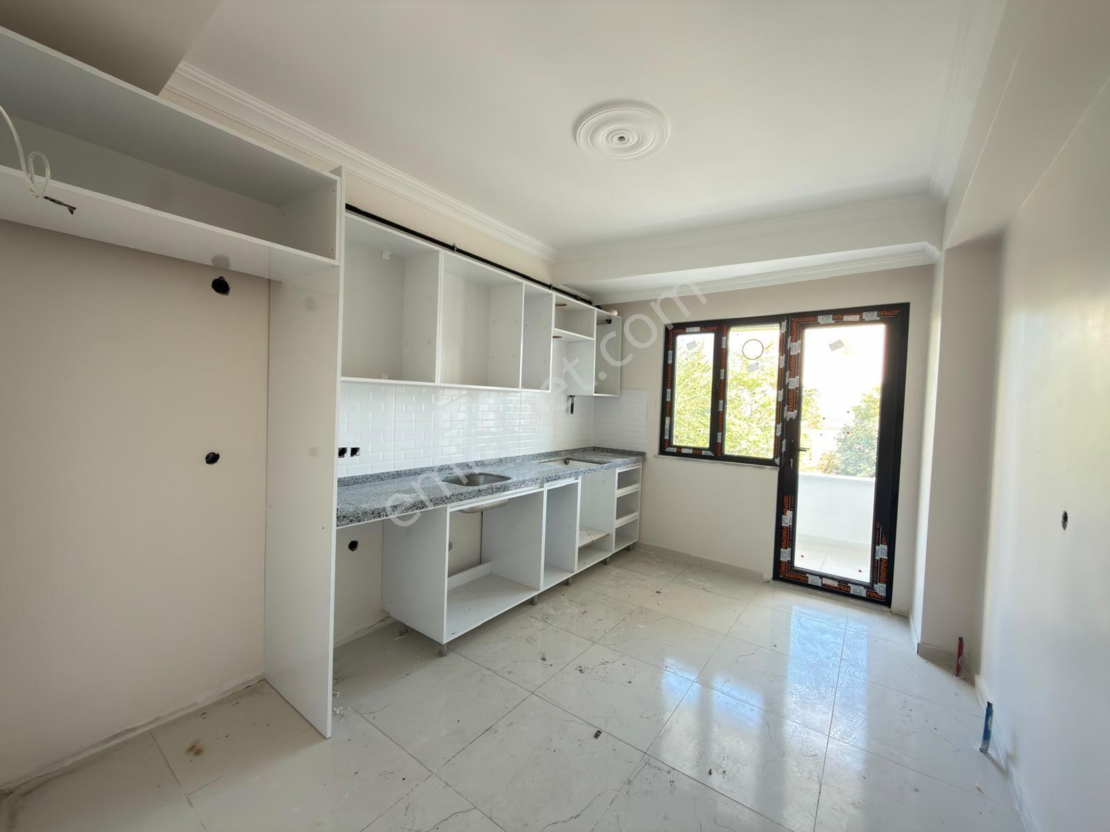 Yusuf Emlak | Söğütlüçeşme'de 2+1 100 M² | 3.kat | 2 Banyo | Otoparklı | Yeni Bina — fotoğraf 5