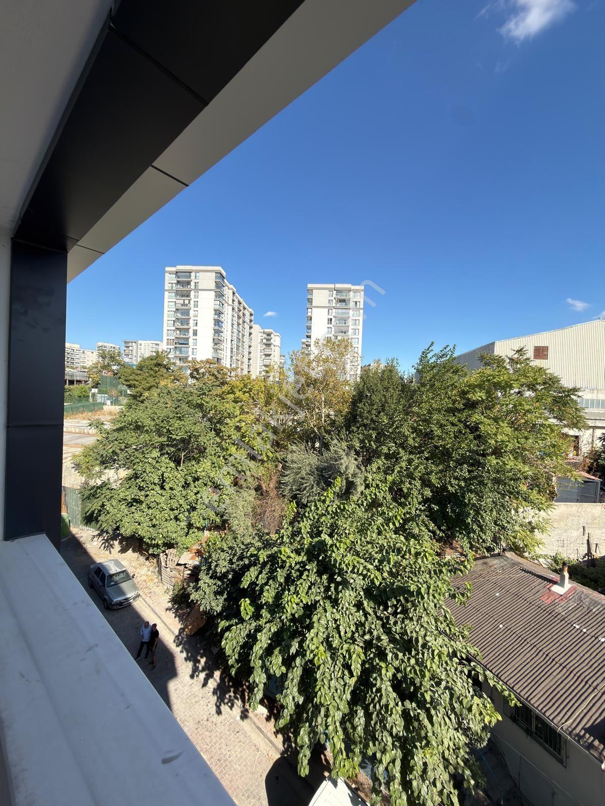 Yusuf Emlak | Söğütlüçeşme'de 2+1 100 M² | 3.kat | 2 Banyo | Otoparklı | Yeni Bina — fotoğraf 29