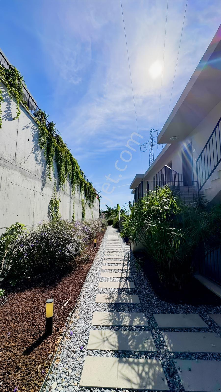 Dörttepe No48 Sunset Sitesinde Manzaralı 2+1 Daire — fotoğraf 2