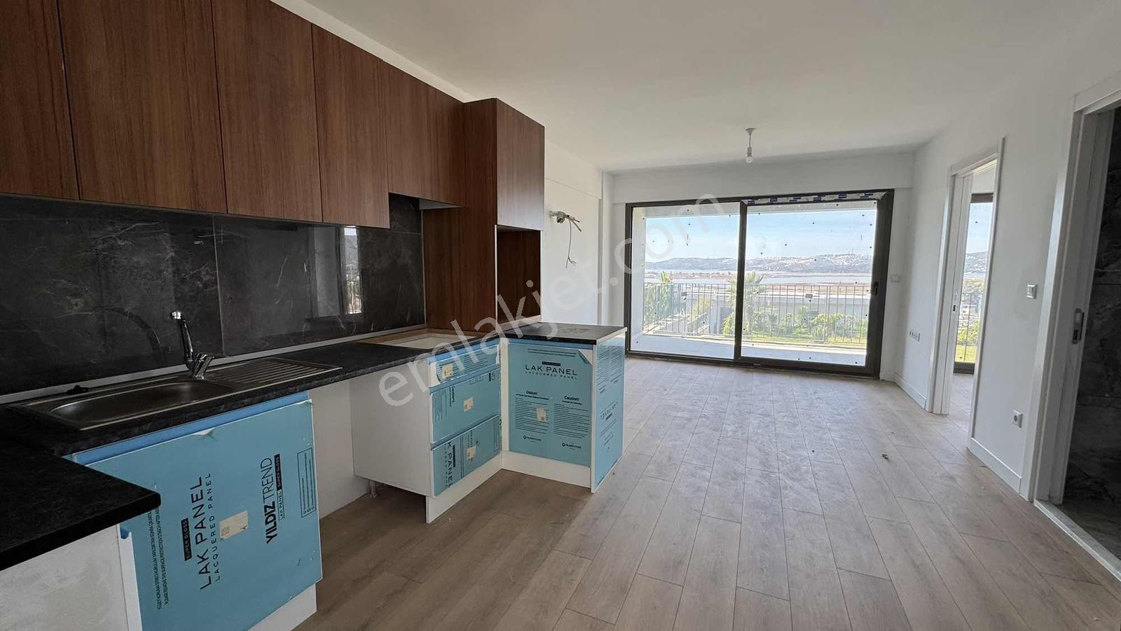 Dörttepe No48 Sunset Sitesinde Manzaralı 2+1 Daire — fotoğraf 3