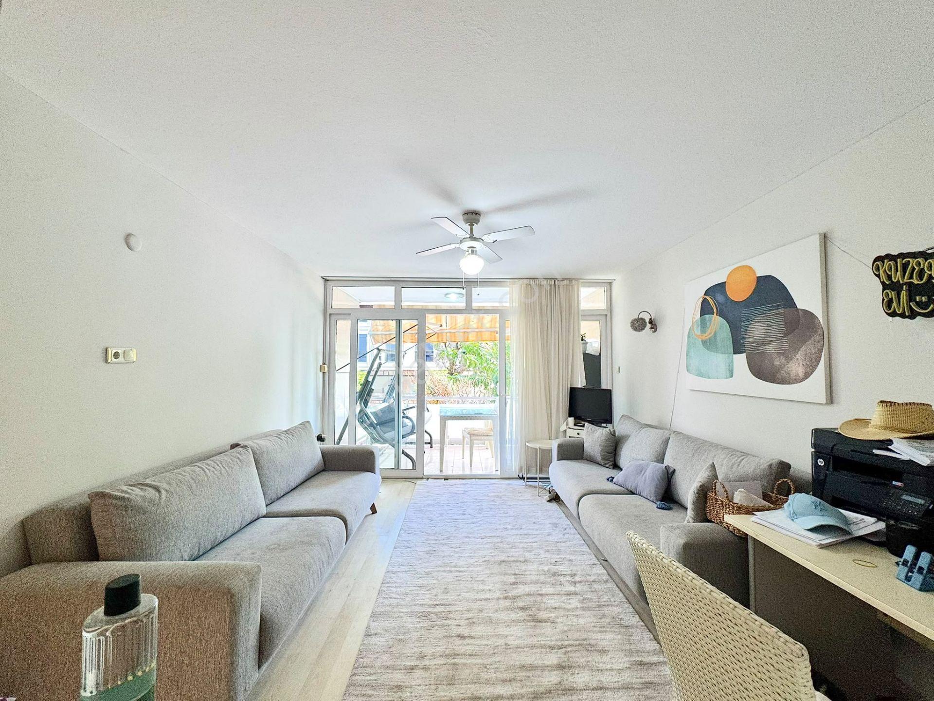 Goldhouse Dan Satılık Denize Sıfır 501 Sitesi 1+1 Geniş Daire — fotoğraf 7