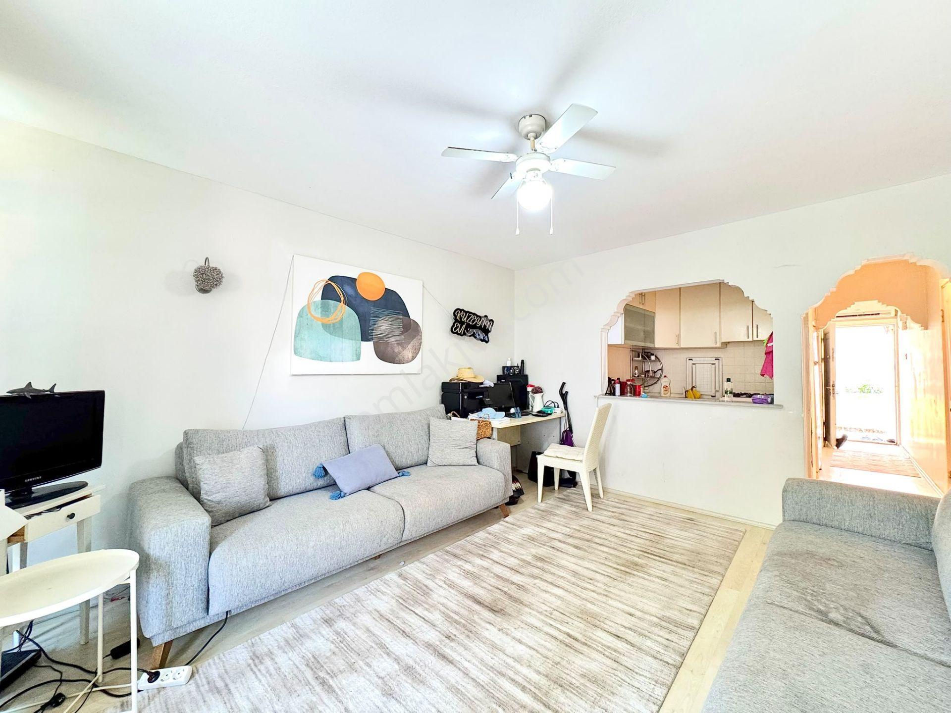 Goldhouse Dan Satılık Denize Sıfır 501 Sitesi 1+1 Geniş Daire — fotoğraf 9