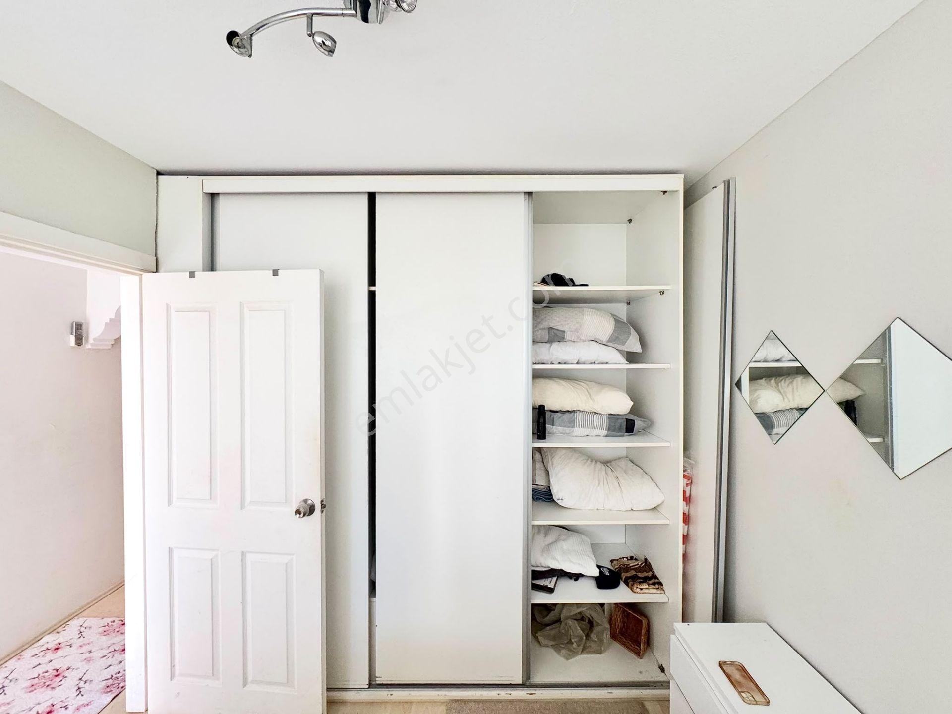 Goldhouse Dan Satılık Denize Sıfır 501 Sitesi 1+1 Geniş Daire — fotoğraf 19