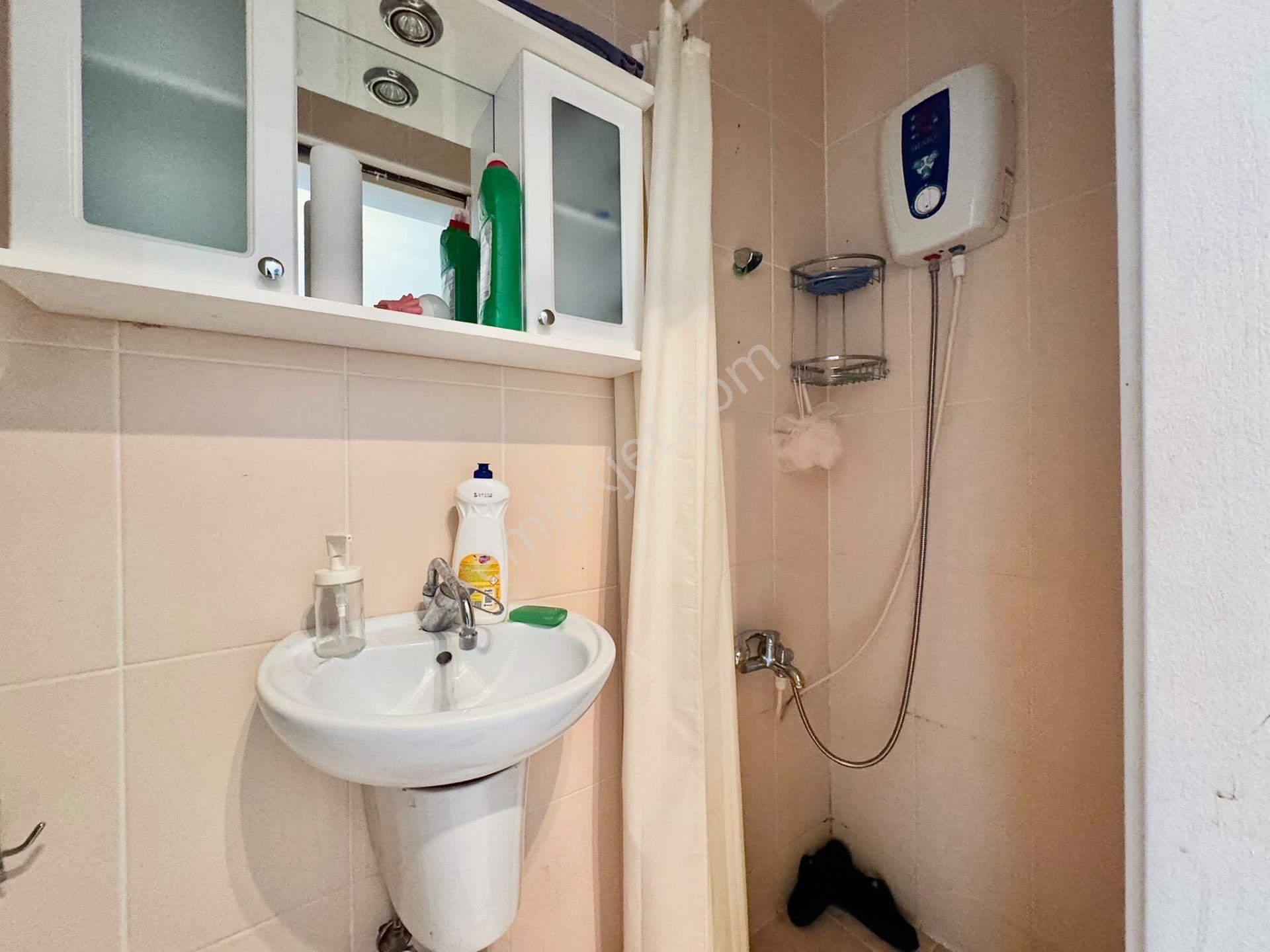 Goldhouse Dan Satılık Denize Sıfır 501 Sitesi 1+1 Geniş Daire — fotoğraf 21