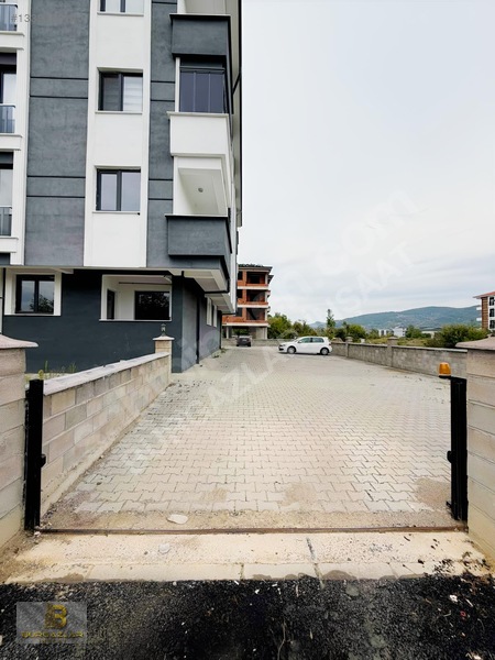 Burgazlar İnşaat'tan Satılık 2+1 Daire — fotoğraf 3
