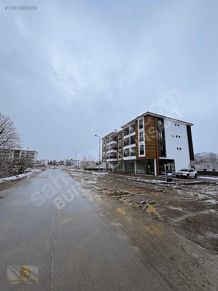 Burgazlar İnşaattan Yeni Adliye Mevkiinde Kiralık Dükkan — fotoğraf 3