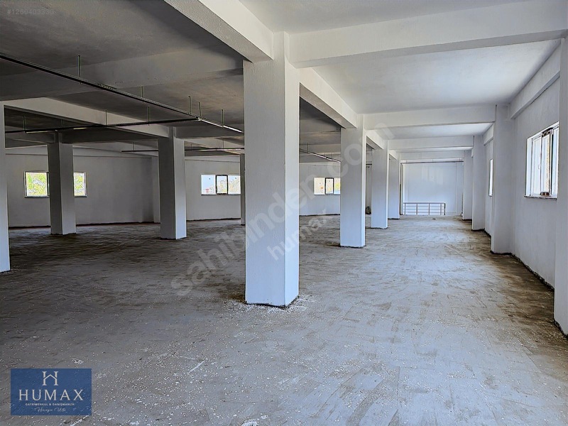 Humax...büyük Sanayi Sitesinde 600m2 Kiralık Dükkan & Depo — fotoğraf 3