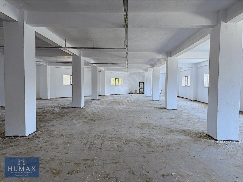 Humax...büyük Sanayi Sitesinde 600m2 Kiralık Dükkan & Depo — fotoğraf 7