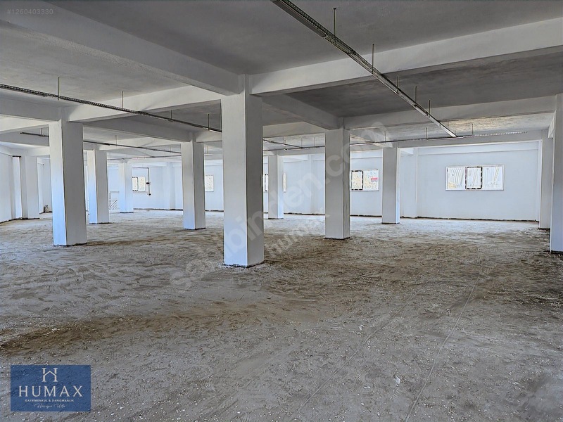 Humax...büyük Sanayi Sitesinde 600m2 Kiralık Dükkan & Depo — fotoğraf 9