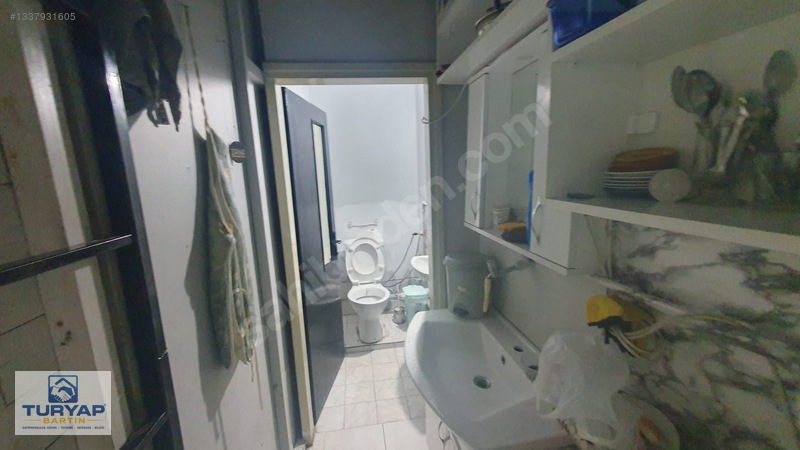 Hamam Sokağında Devren Kiralık 2 Adet Gelinlik Mağazası - Kuaför — fotoğraf 24
