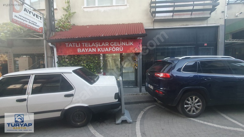 Hamam Sokağında Devren Kiralık 2 Adet Gelinlik Mağazası - Kuaför — fotoğraf 26