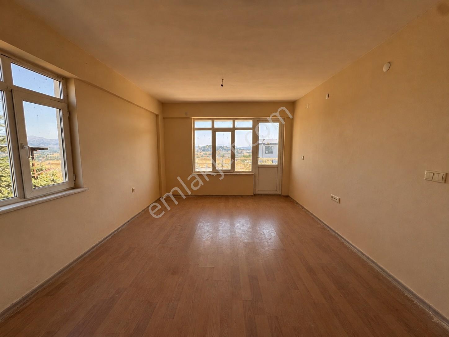 Serbanda 617 M² Arsa Üzerinde 125 M² Net 3+1 Müstakil Villa