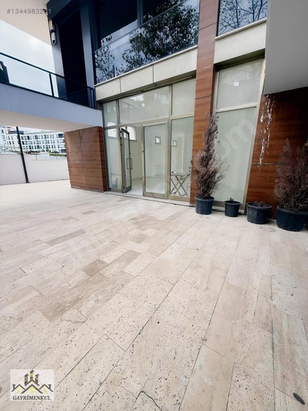 Beylikdüzü Marına Yolu Üzeri Kiralık Dükkan