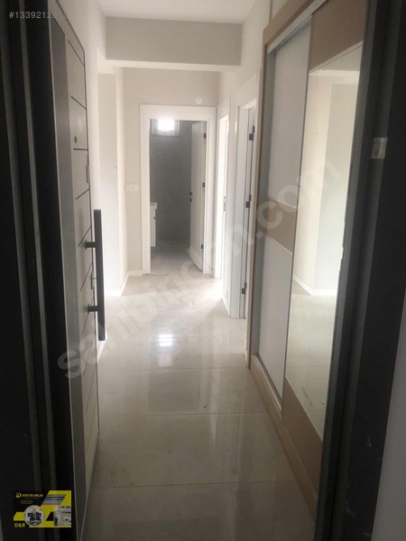 Turuncu Kolleji Arkası 1. Kat 2+1 100m2 Sıfır Lüx Daire — fotoğraf 2