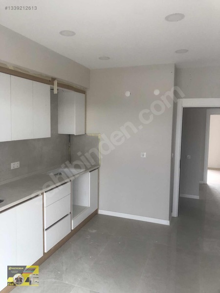 Turuncu Kolleji Arkası 1. Kat 2+1 100m2 Sıfır Lüx Daire — fotoğraf 8