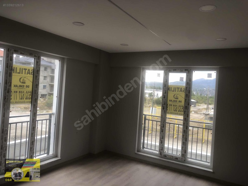 Turuncu Kolleji Arkası 1. Kat 2+1 100m2 Sıfır Lüx Daire — fotoğraf 16
