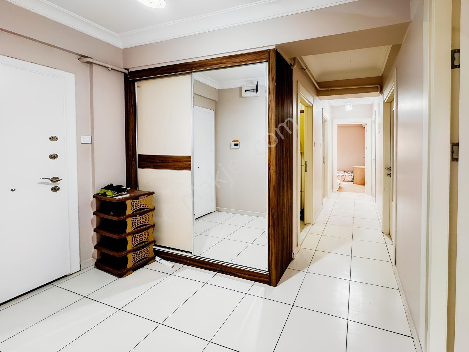 Kanlıca Günsazak Bulvarın'da | 3+1 (135 M²) | Site İçi Daire — fotoğraf 17