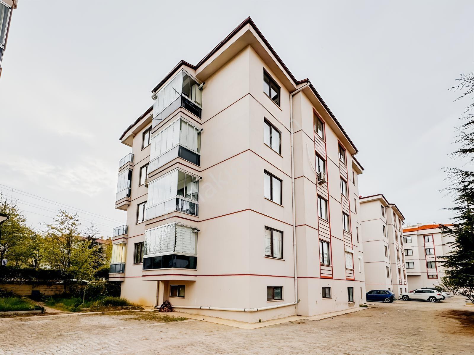 Kanlıca Günsazak Bulvarın'da | 3+1 (135 M²) | Site İçi Daire — fotoğraf 24