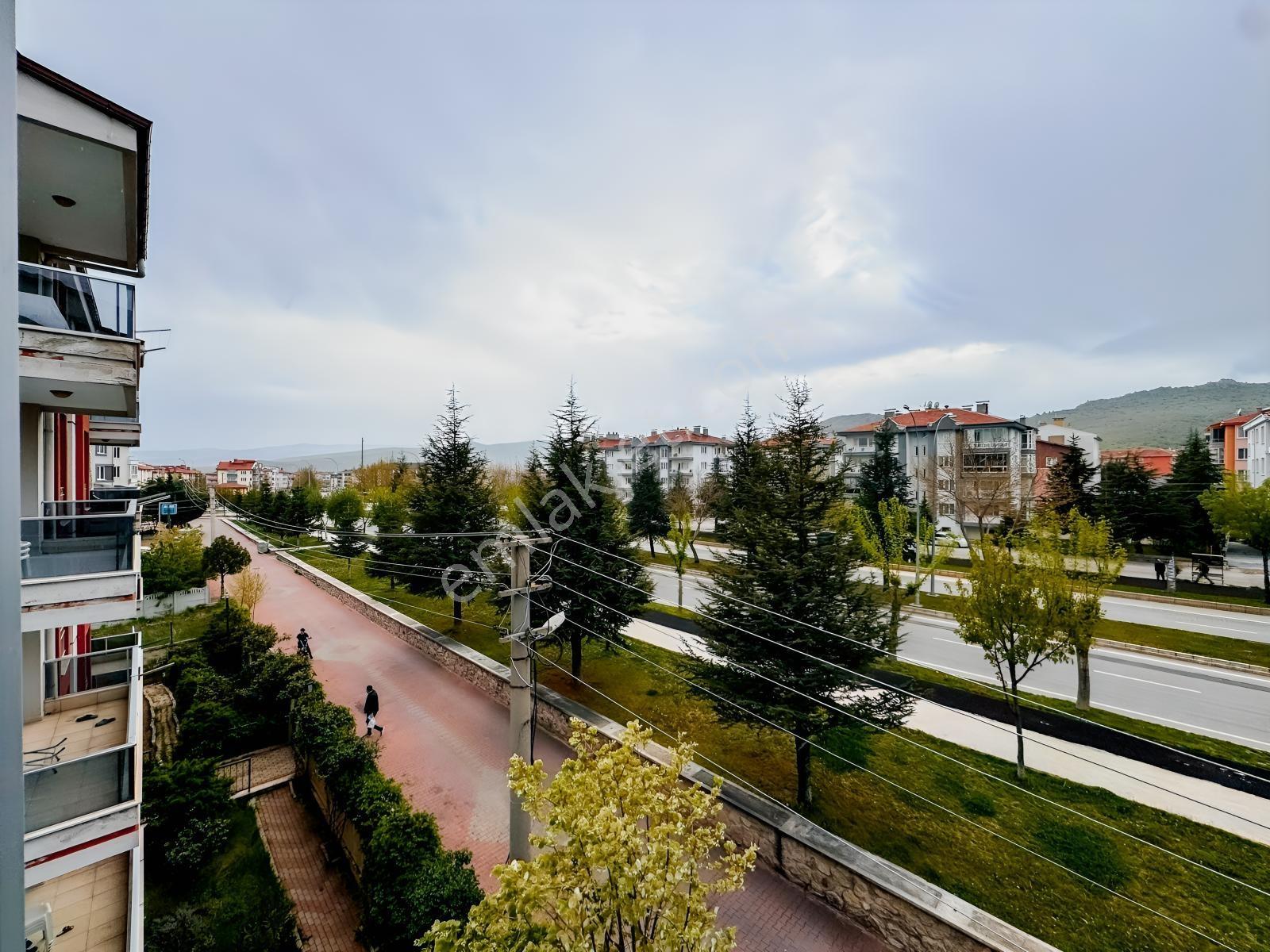 Kanlıca Günsazak Bulvarın'da | 3+1 (135 M²) | Site İçi Daire — fotoğraf 28
