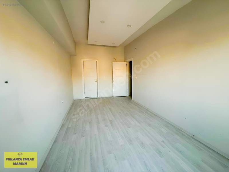 Pırlanta Emlaktan Mardian Mall Avm Üstü — fotoğraf 13