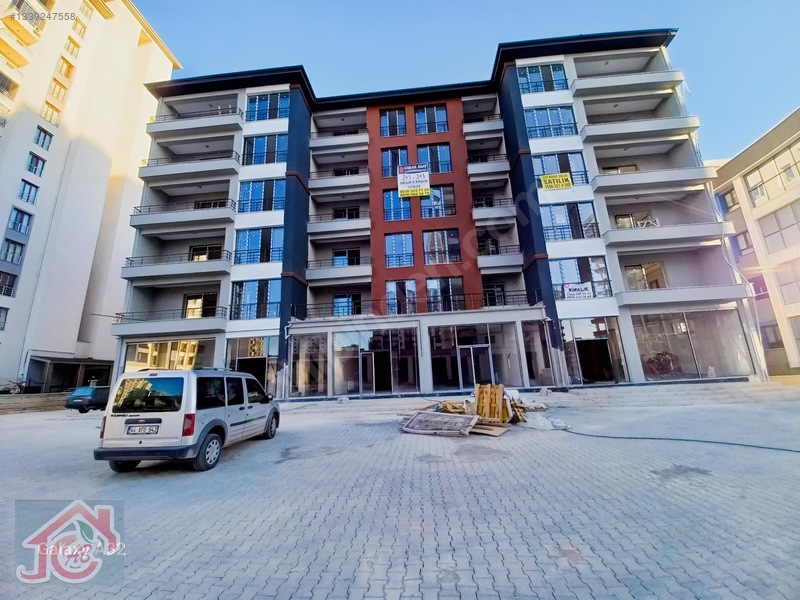 Güven Bul Emlak'Tan Güngör Caddesinde Kiralık Dükkan.