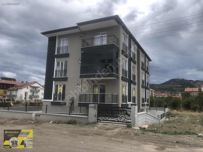 Turuncu Kolleji Arkası 3. Kat 2+1 100m2 Sıfır Lüx Daire — fotoğraf 3