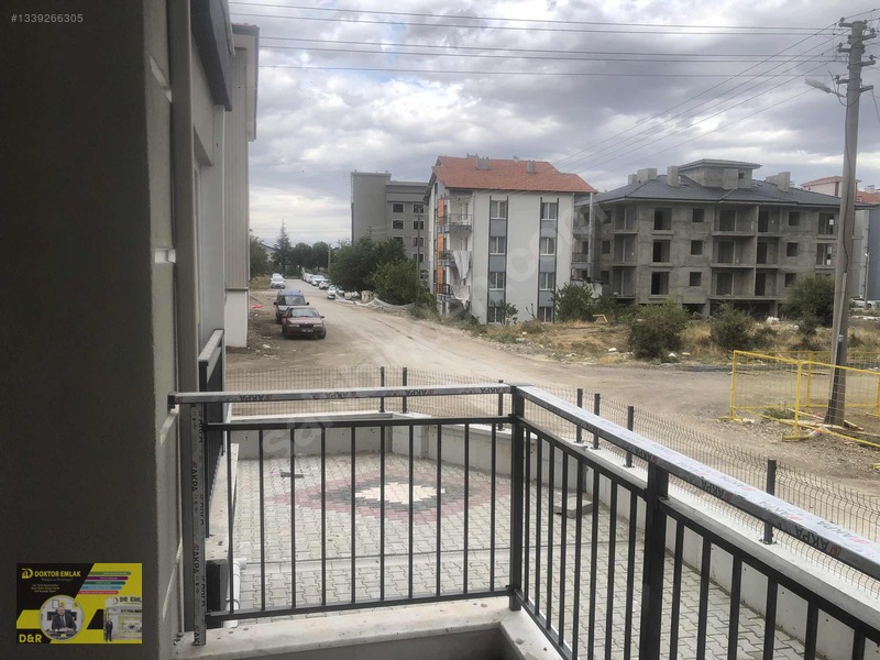 Turuncu Kolleji Arkası 3. Kat 2+1 100m2 Sıfır Lüx Daire — fotoğraf 11