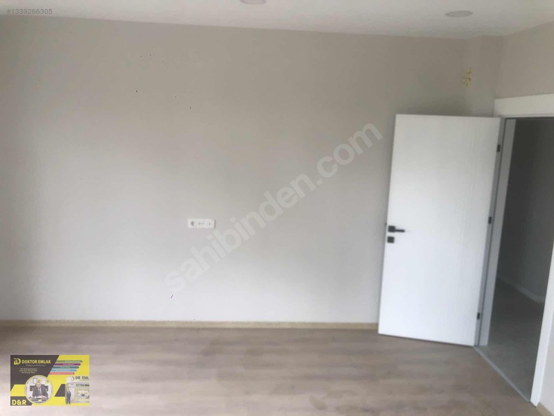 Turuncu Kolleji Arkası 3. Kat 2+1 100m2 Sıfır Lüx Daire — fotoğraf 18