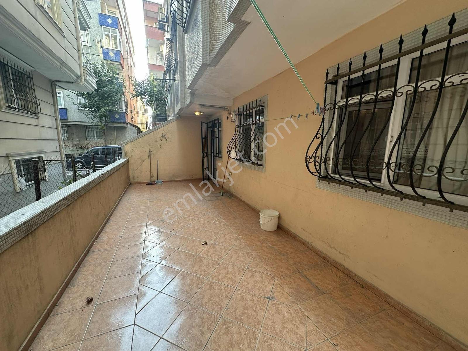 Başokur'dan Bahçelievler Cumhuriyet Mh Satılık 2+1 Giriş — fotoğraf 5