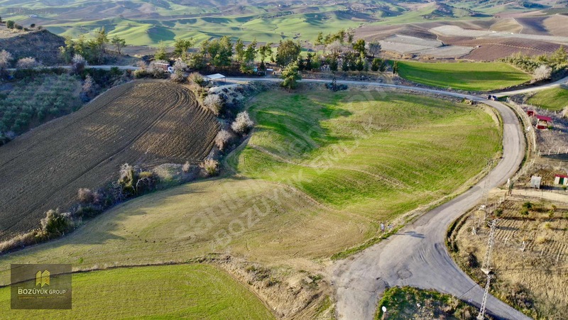 Yola Sıfır 4.320 M2 Köye Yakın Zirve Konumda Havadar Tarla — fotoğraf 6