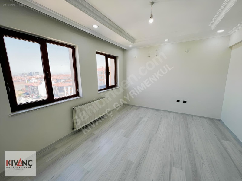 Kıvanç Gayrimenkul'den Fahri Kayahanda Kiralık 3+1 Daire — fotoğraf 12