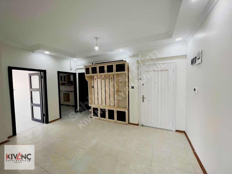 Kıvanç Gayrimenkul'den Fahri Kayahanda Kiralık 3+1 Daire — fotoğraf 13