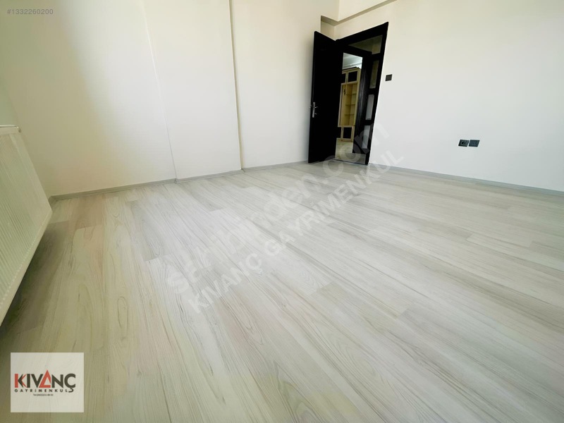 Kıvanç Gayrimenkul'den Fahri Kayahanda Kiralık 3+1 Daire — fotoğraf 14