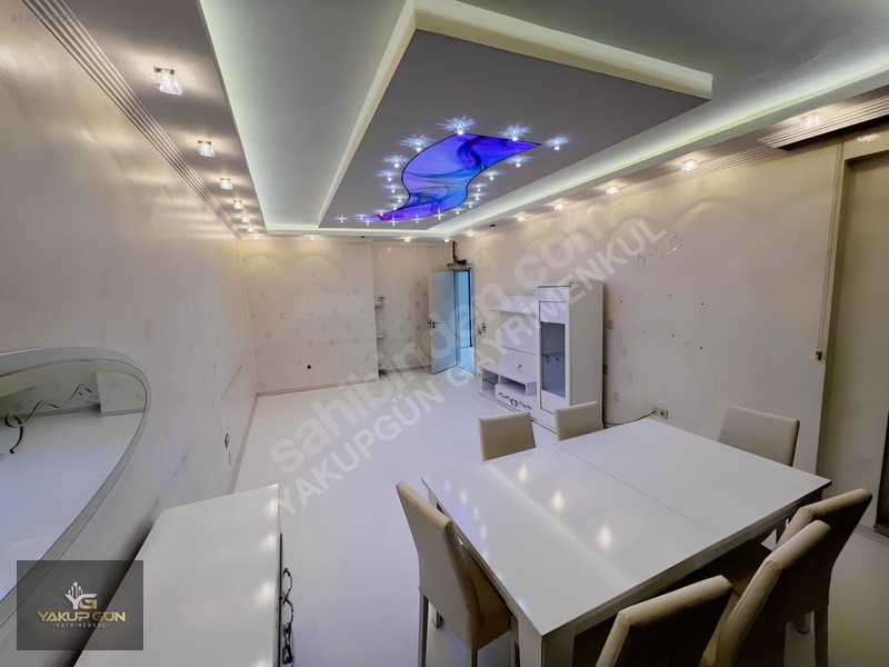 Yakup Gün'den Antepia'da Göl Manzaralı Eşyalı 2+1 Daire — fotoğraf 39