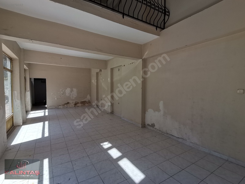 Söğütlü Mah. Kiralık Depolu Galeri Katlı Dükkan 135 Metrekare — fotoğraf 11