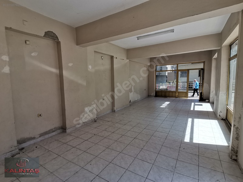 Söğütlü Mah. Kiralık Depolu Galeri Katlı Dükkan 135 Metrekare — fotoğraf 14
