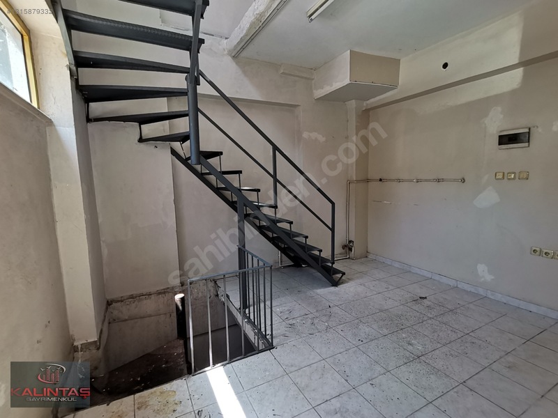 Söğütlü Mah. Kiralık Depolu Galeri Katlı Dükkan 135 Metrekare — fotoğraf 18