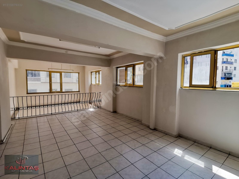 Söğütlü Mah. Kiralık Depolu Galeri Katlı Dükkan 135 Metrekare — fotoğraf 26