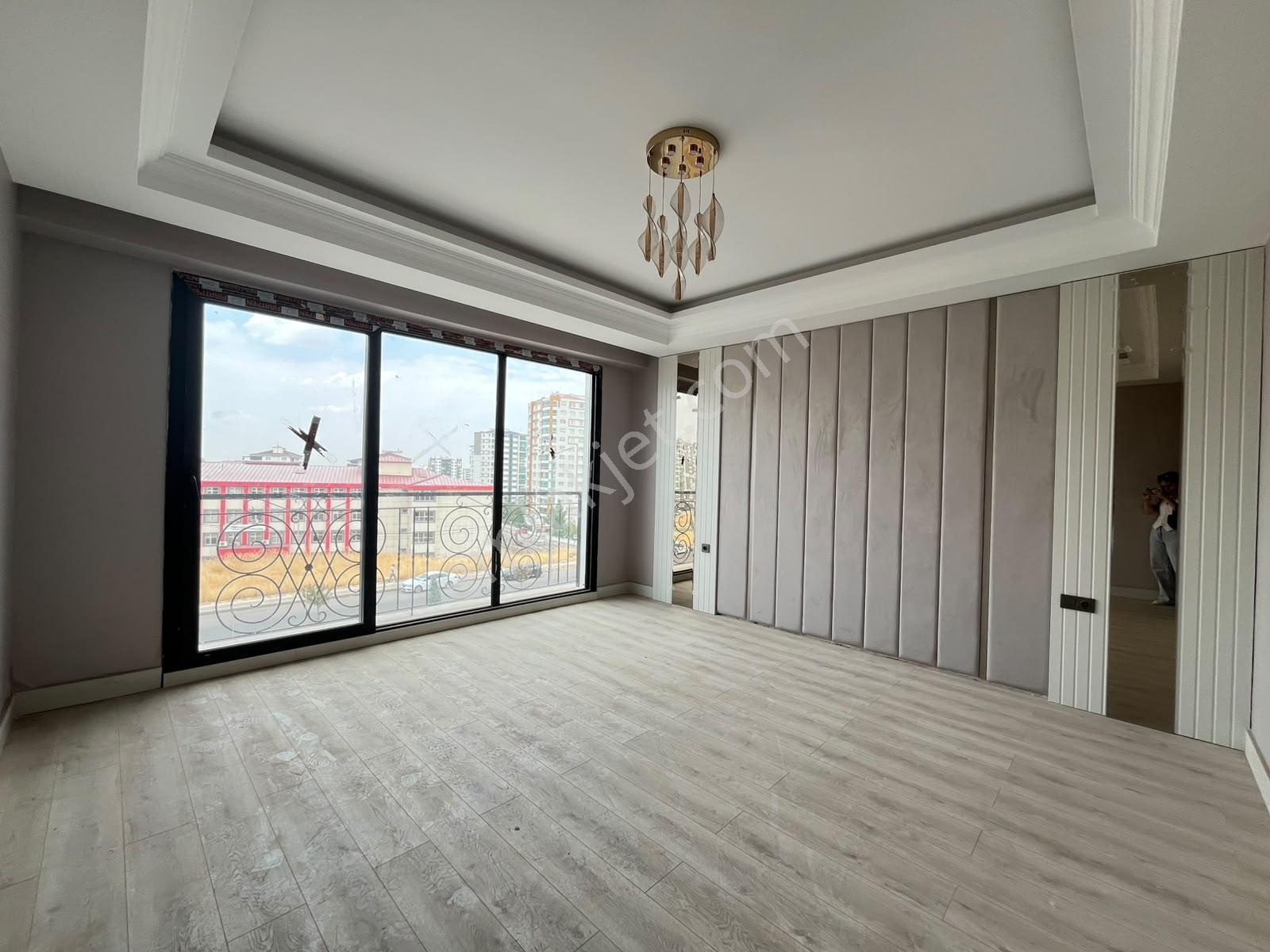 Eras Gayrimenkul'den Satılık 6+1 Tripleks Villa — fotoğraf 13