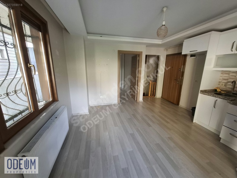 Odeum Gayrimenkul Kayışdağı Mah'de 1+1 Kiralık Ters Dubleks — fotoğraf 9