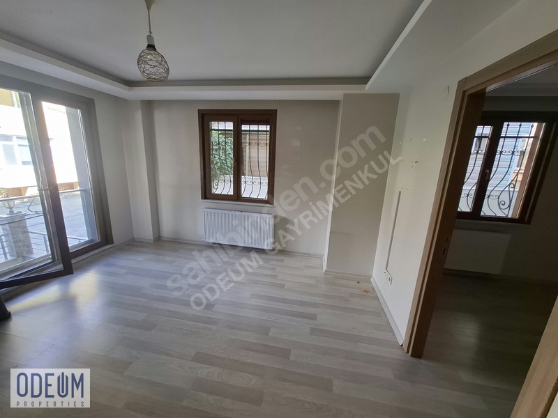 Odeum Gayrimenkul Kayışdağı Mah'de 1+1 Kiralık Ters Dubleks — fotoğraf 11