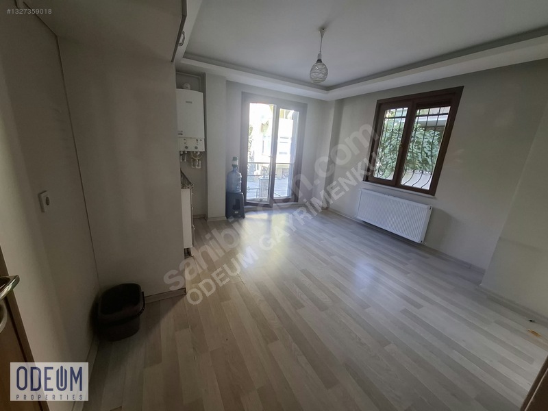 Odeum Gayrimenkul Kayışdağı Mah'de 1+1 Kiralık Ters Dubleks — fotoğraf 16