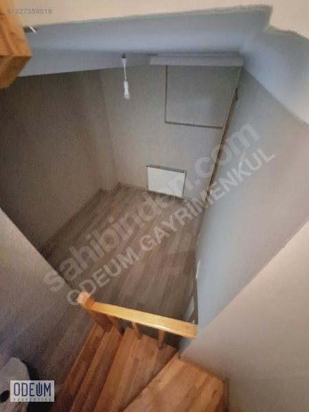 Odeum Gayrimenkul Kayışdağı Mah'de 1+1 Kiralık Ters Dubleks — fotoğraf 29