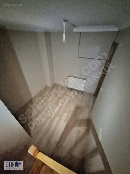 Odeum Gayrimenkul Kayışdağı Mah'de 1+1 Kiralık Ters Dubleks — fotoğraf 30