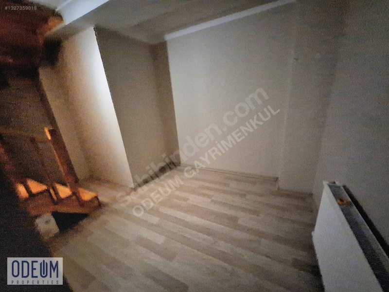 Odeum Gayrimenkul Kayışdağı Mah'de 1+1 Kiralık Ters Dubleks — fotoğraf 34