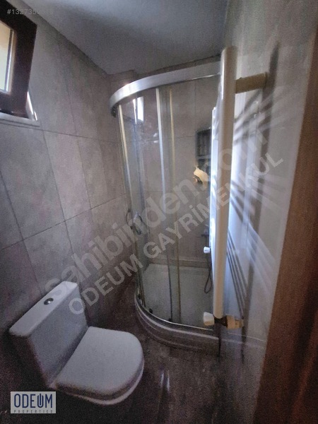Odeum Gayrimenkul Kayışdağı Mah'de 1+1 Kiralık Ters Dubleks — fotoğraf 38