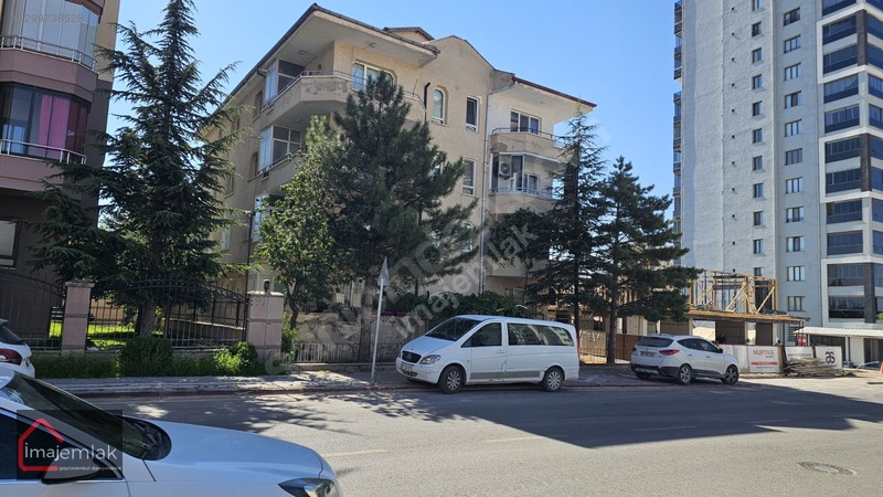 Niğde Merkez 3+1 130m² 3 Cepheli Kuru Zeminli Daire — fotoğraf 17