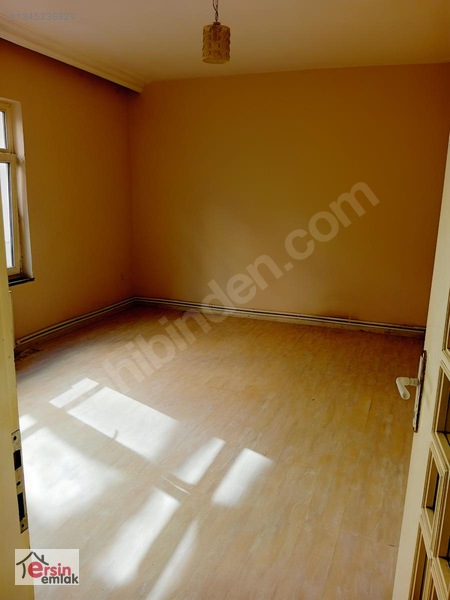 Ersin Emlak Tan Gazi Cad Satilik Dogalgazlı Daıre — fotoğraf 9