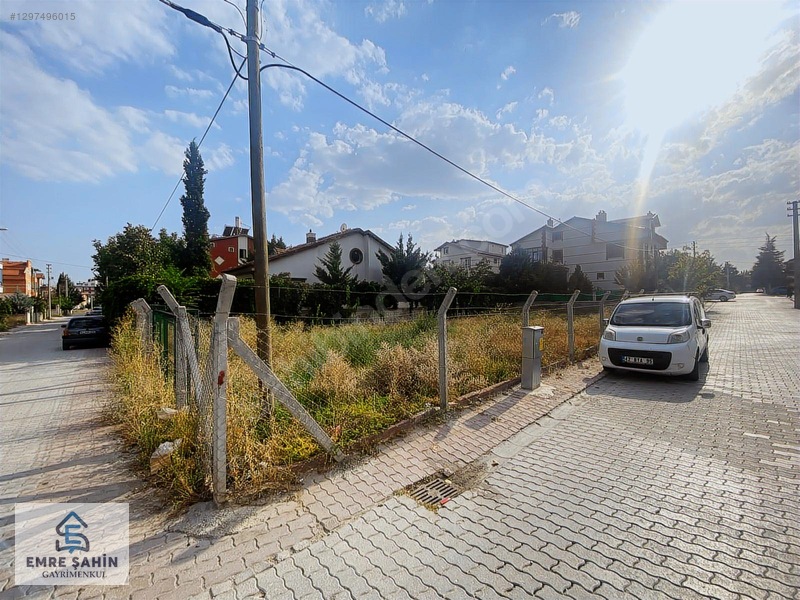 Selçuklu İsmail Kaya Caddesine 1 Parsel 474 M2 Müstakil Arsa
