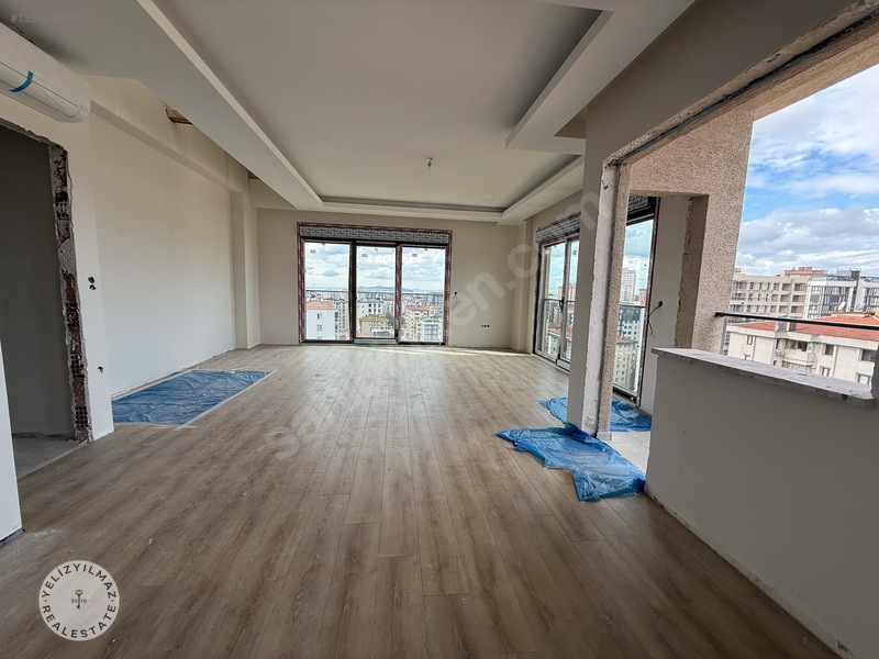 Kozyatağında Deniz Manzaralı 4+1 Dubleks Satılık Daire — fotoğraf 3